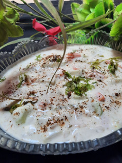 A picture of Cucumber raita.