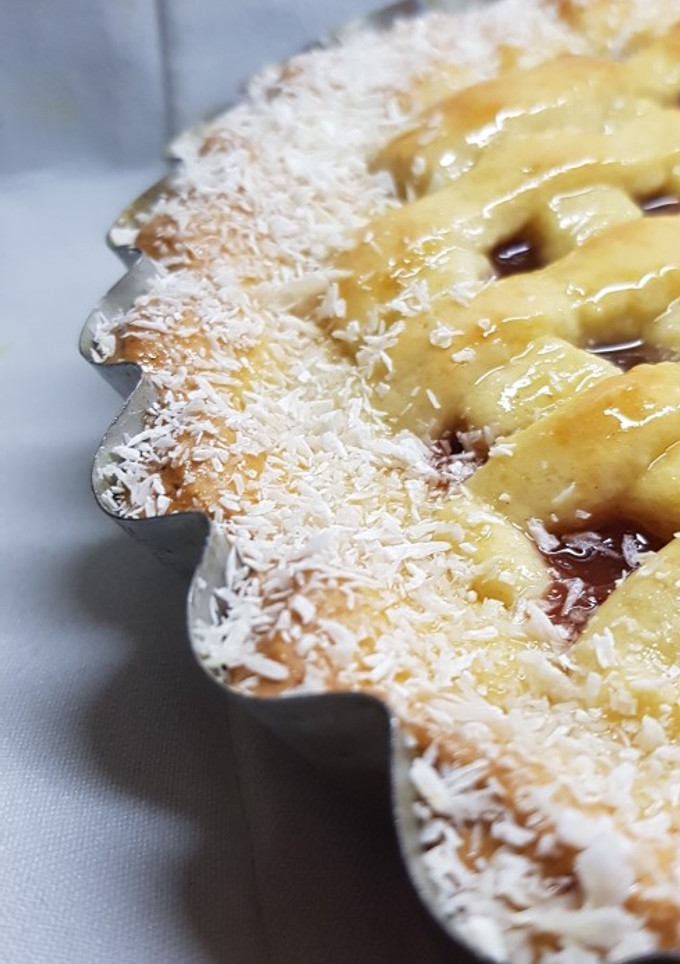 Una foto de Pastafrola de Dulce de Membrillo 🥧🧉