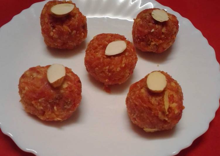 Steps to Make Quick Carrot Ladoo