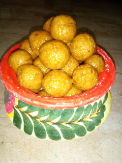 নারকেল নাড়ু(narkel naru recipe in Bengali) রেসিপির প্রধান ছবি