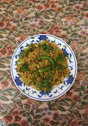 A picture of Lemon rice.