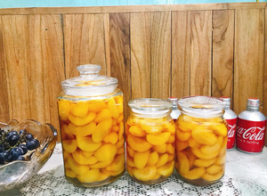 Hình của món Đào ngâm (trà đào).