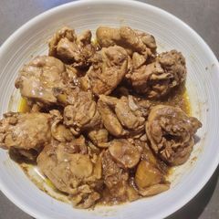 A picture of Chestnut Chicken.