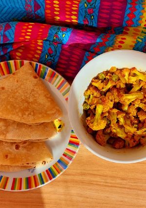 A picture of Gobhi ki sabji (cauliflower).