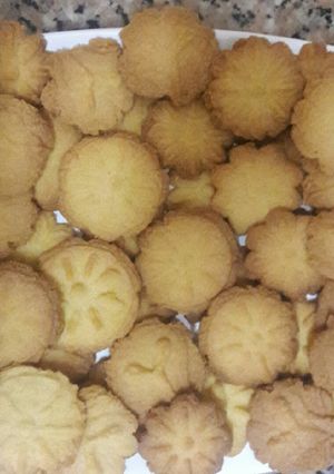 A picture of Coconut Cookies.