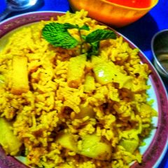 A picture of Potato Tahiri.