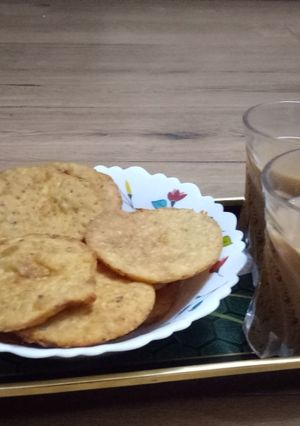 A picture of Namkeen Potato Mathri.