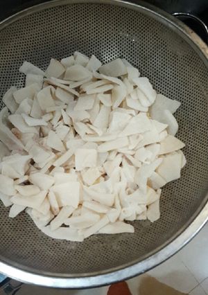 Hình của món Mứt dừa non.