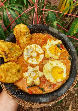 Foto resep Pecel Telur dan Bakwan Jagung