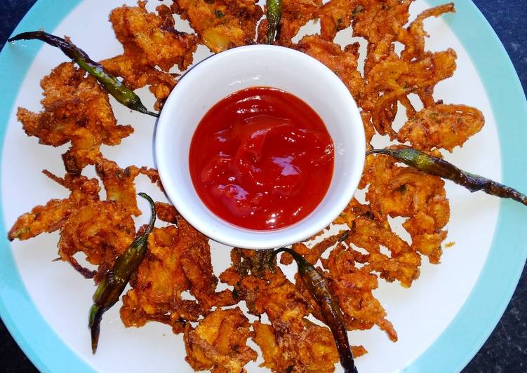 Onion pakoda