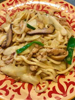 台式肉絲炒麵 的食譜成品照片