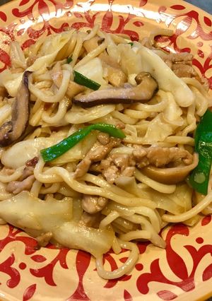 台式肉絲炒麵 的食譜成品照片