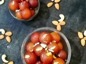 A picture of gulab jamun