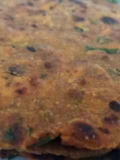 મેથીના ઢેબરા (Methi Dhebra Recipe In Gujarati) રેસીપી મુખ્ય ફોટો