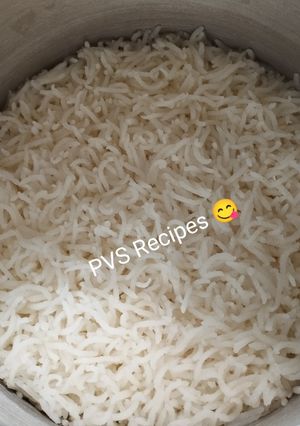 प्लेन राईस (Plain Rice Recipe In Marathi) रेसिपी चे मुख्य फोटो 