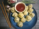 Momos