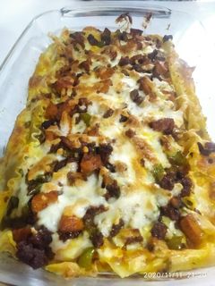 عکسی از دستور لازانیا گوشت و سوسیس 😋