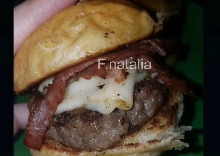 Recipe: Appetizing Homemade Burger