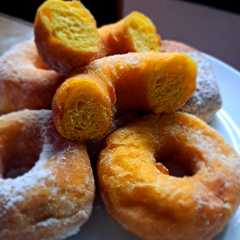 Donat Labu Kuning রেসিপির প্রধান ছবি
