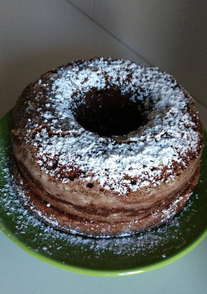 Una foto de Bizcocho de chocolate y nueces (microondas)
