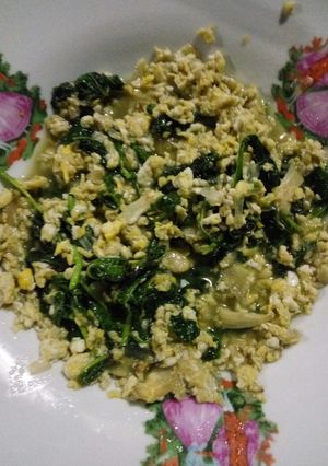 Foto resep Tumis bayam sederhana