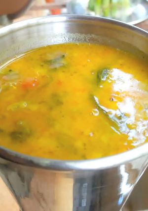 A picture of Andhra Style Palak Papu.