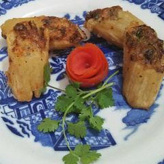 A picture of Stuffed Lotus Stem.