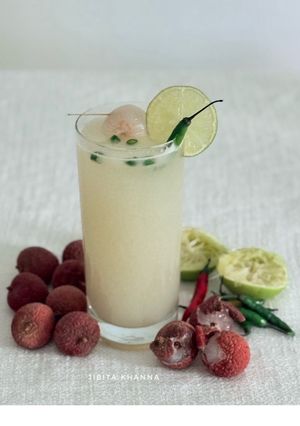 A picture of Lichu Lonka Sherbet (Lychee Mirchi Sherbet).