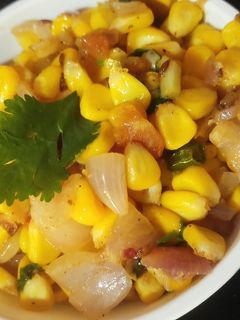 स्वीट काॅर्न चाट (sweet corn chaat recipe in Hindi) रेसिपी मुख्य फोटो