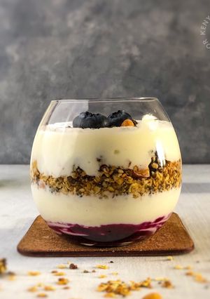 A picture of Blueberry Granola Parfait.