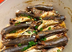 Hình của món Cá nục kho cà chua.