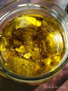 Una foto de Alcachofas en aceite