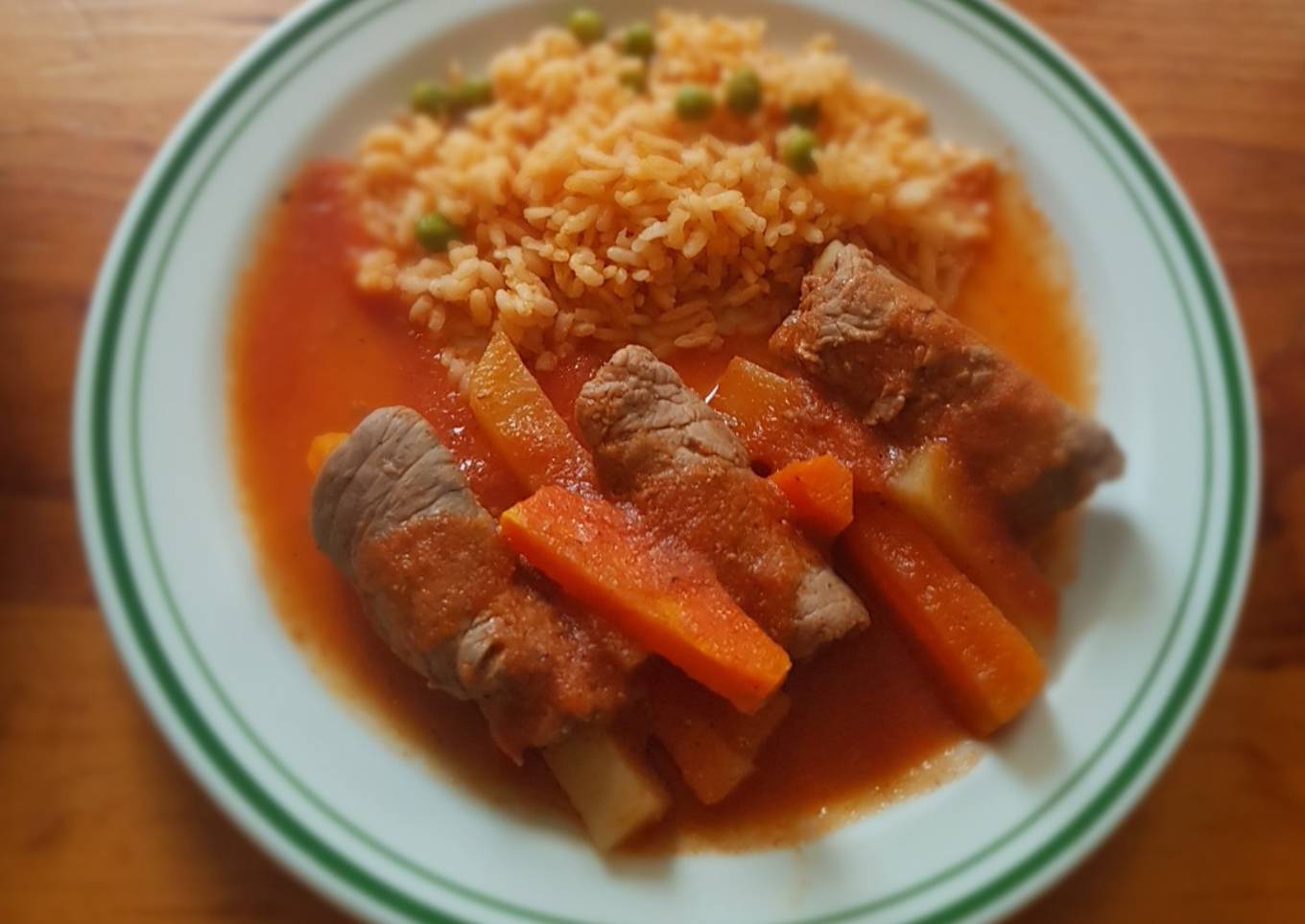 Pajaritos (rollos de carne con verduras)