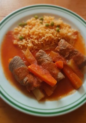 Una foto de Pajaritos (rollos de carne con verduras)