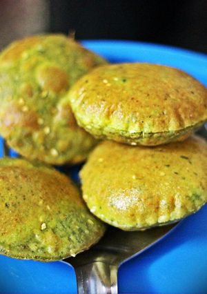 A picture of Palak Puri.