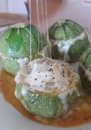 Una foto de Calabacines redondos rellenos