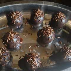 รูปของ Bola bola oreo