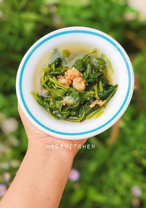 Hình của món Canh rau lang nấu tôm nõn.