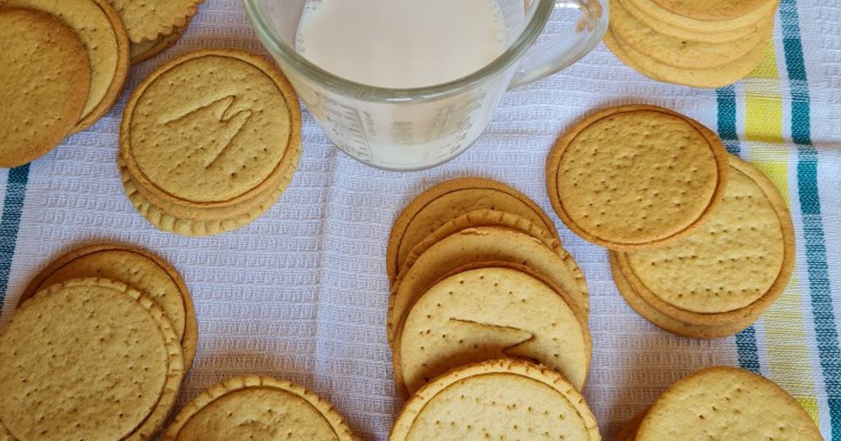 Galletas María. La galletita perfecta para ir a dúo con leche ? Receta de  Mate Amargo??- Cookpad