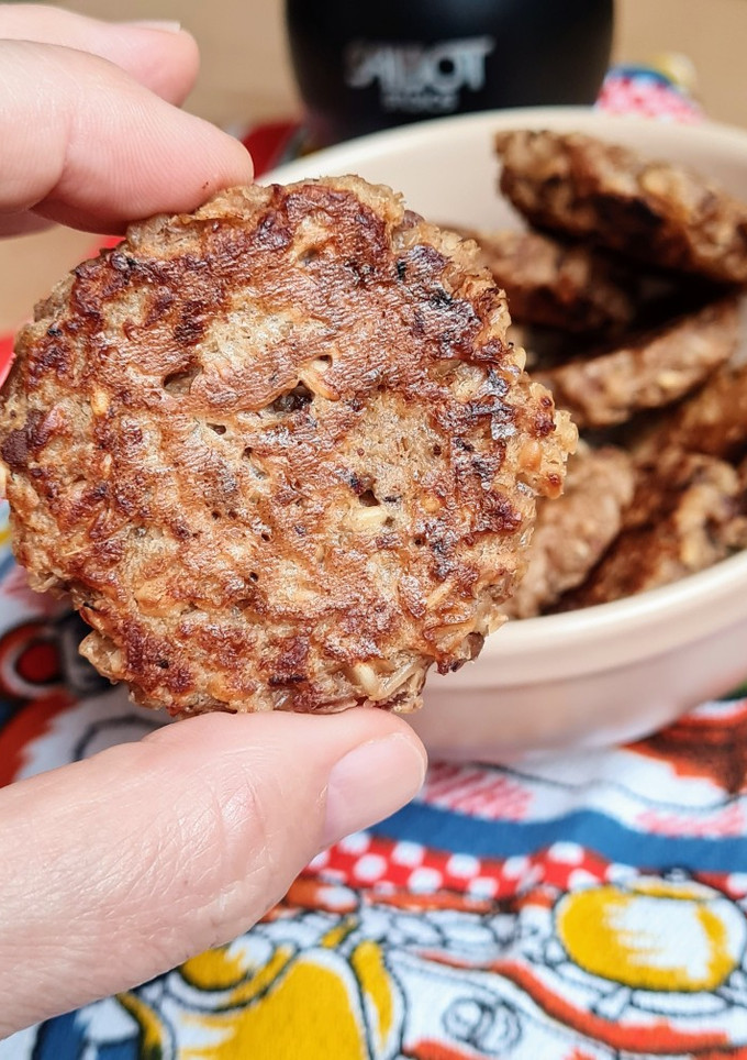 Una foto de Galletas de avena y canela endulzadas con dátiles 🌴 Sin horno 🌴 En sartén 🌴 Veganas