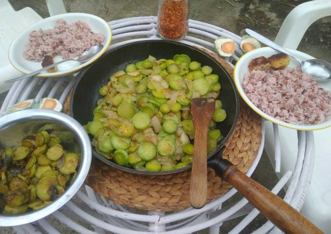 Zucchini e cipolla