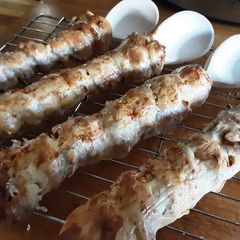 A picture of Sig's onion & bacon wooden spoon bread.