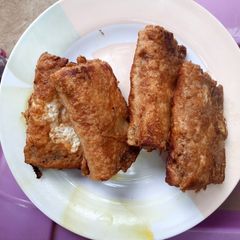 A picture of Bread roll.