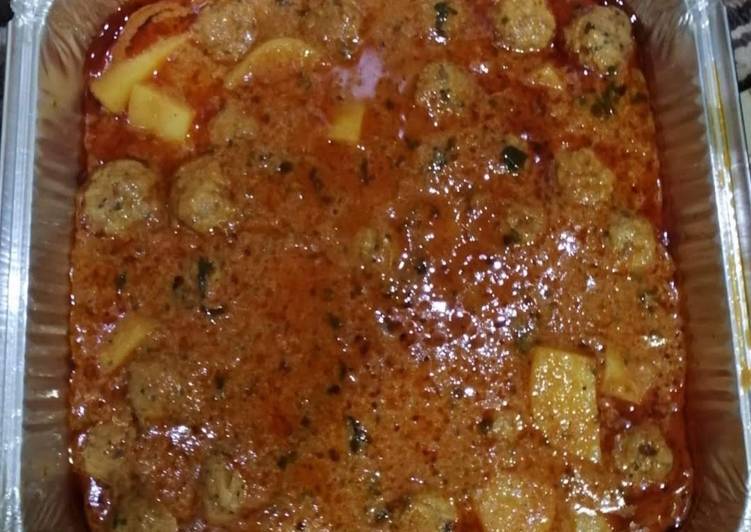 Recipe of Super Quick Homemade Kofta And Aaloo curry