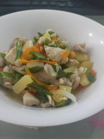 Cara Gampang Membuat Resep Ayam Tumis (Menu Sehat Diet) yang Bisa Manjain Lidah Anti Ribet, Bikin Ngiler