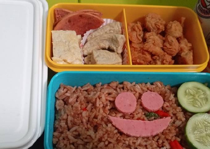 Resep Nasi Goreng ala solaria 95% Resep Nasi Goreng ala solaria 95%