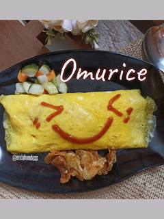 Foto resep Omurice simpel 💚 (nasi goreng omelet)