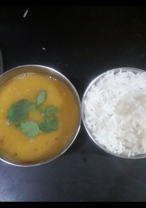 दाल चावल (dal chawal recipe in Hindi) रेसिपी मुख्य फोटो
