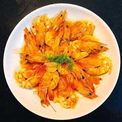 A picture of Gambas with Bell Peppers.