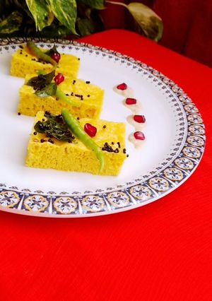 लसूनि ढोकला (lahsuni dhokla recipe in hindi) रेसिपी मुख्य फोटो